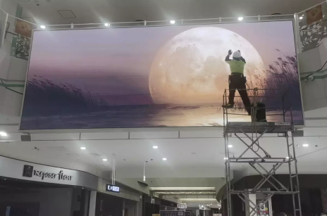 P2 INDOOR LED DISPLAY CASE 36SQM IN JAPAN